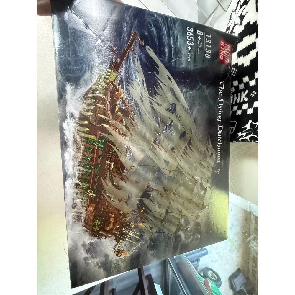 Mould King 13138 The Flying Dutchman Ghost Ship Building Set 3653 Ps Pirate Ship